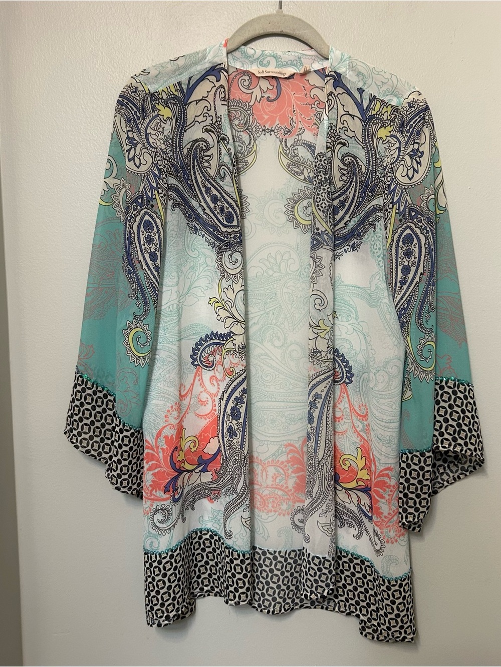 Soft Surroundings Muse Printed Kimono Open Sheer Paisley Print Size S Sequins